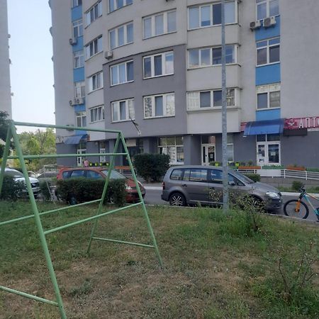 Видовые Апартаменты Kiev Eksteriør billede