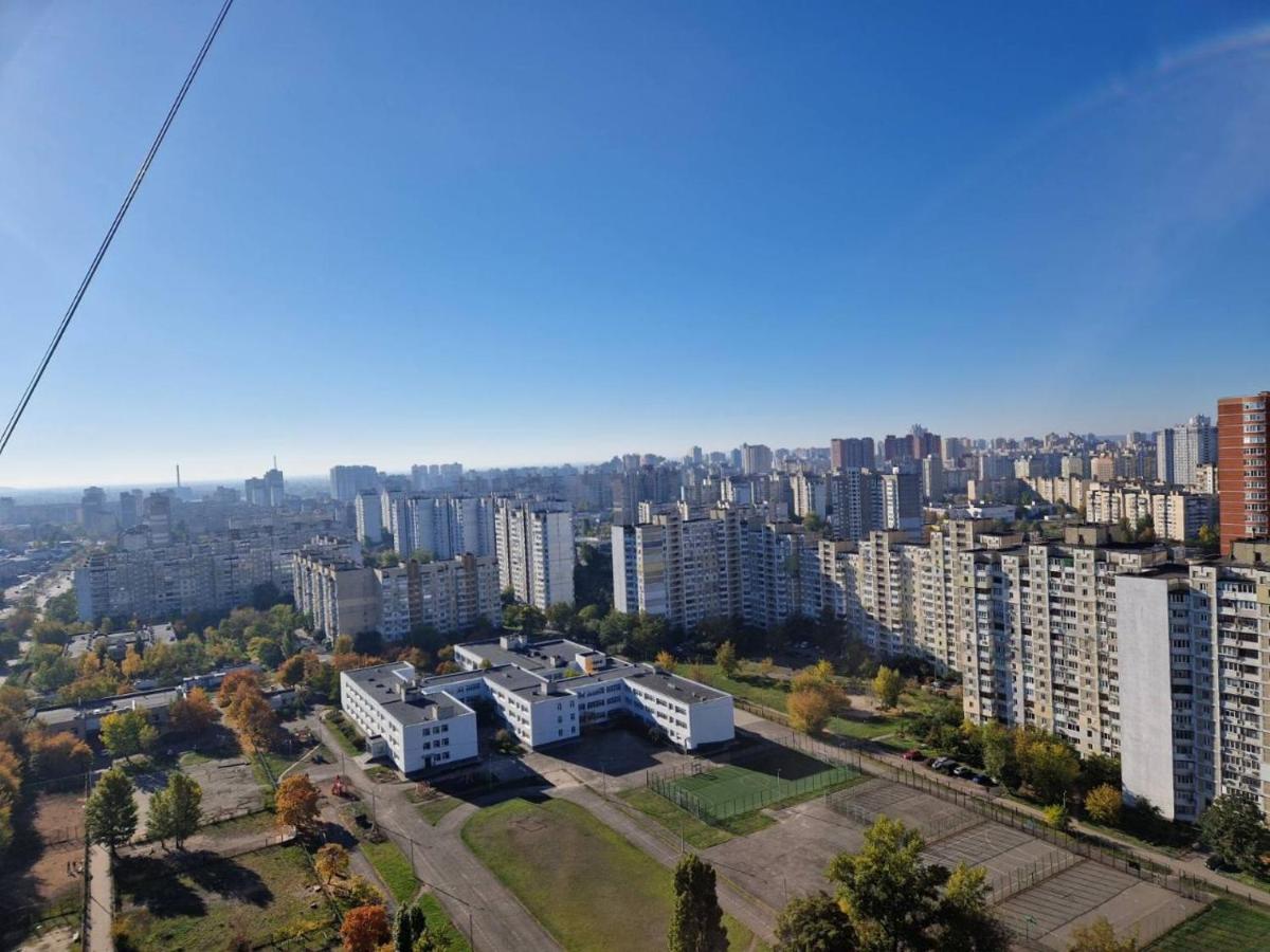 Видовые Апартаменты Kiev Eksteriør billede