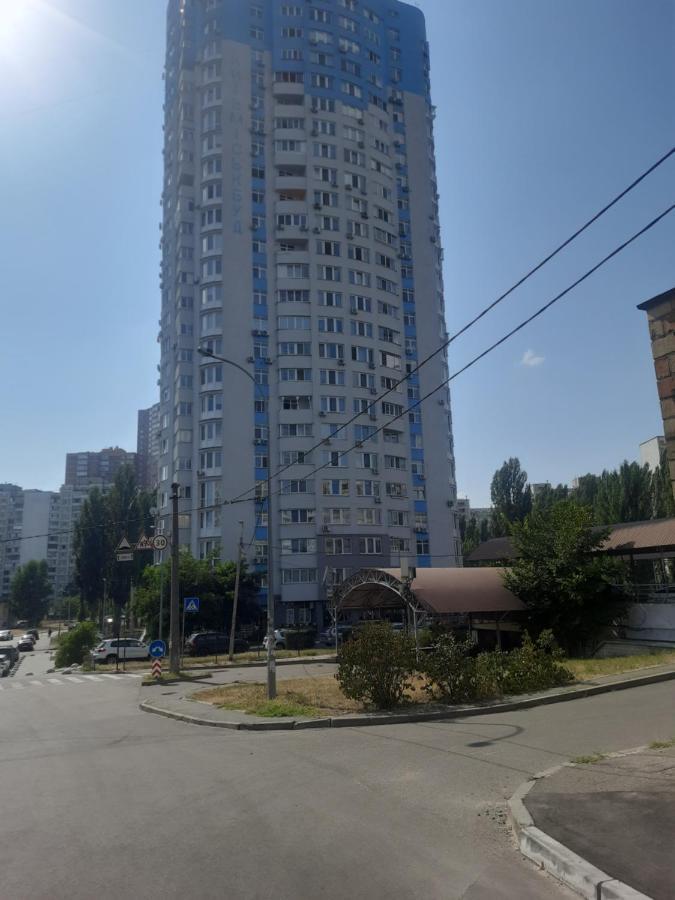 Видовые Апартаменты Kiev Eksteriør billede
